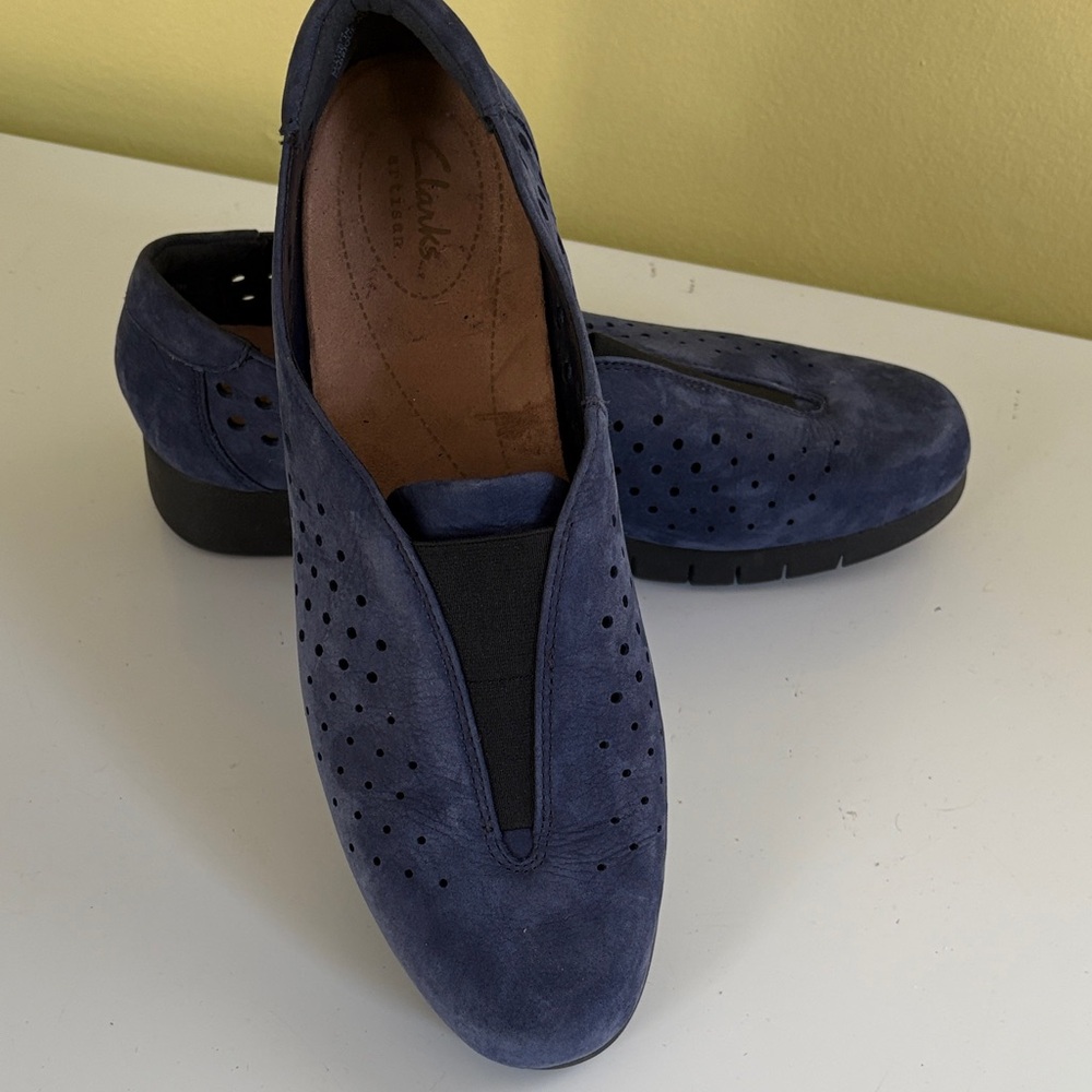 Clarks Navy Blue Suede Nubuck Slip on Loafer Flat Size 10